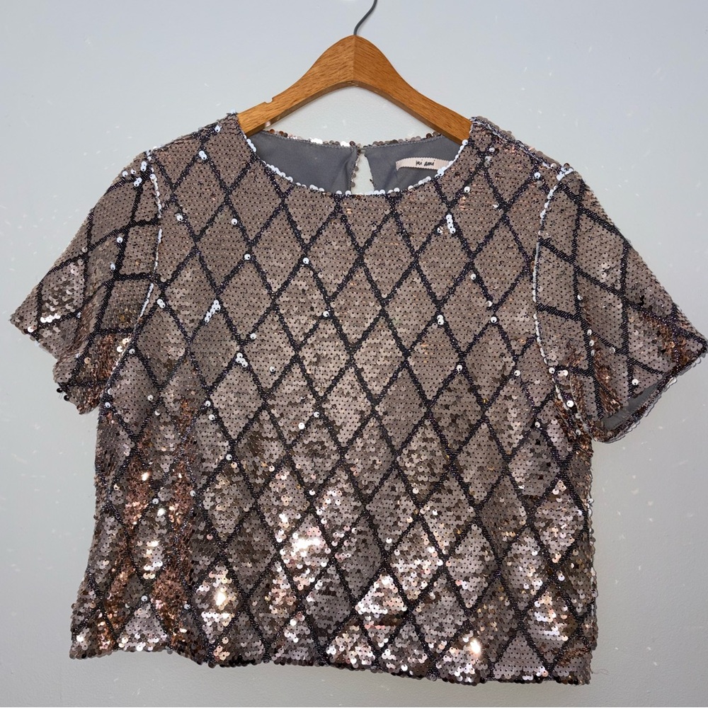 Mi Ami Sequin Embellished Short Sleeve Top